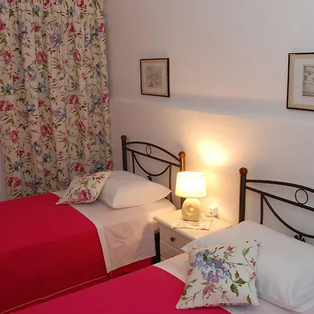 Mini-hôtel Medieval 2*