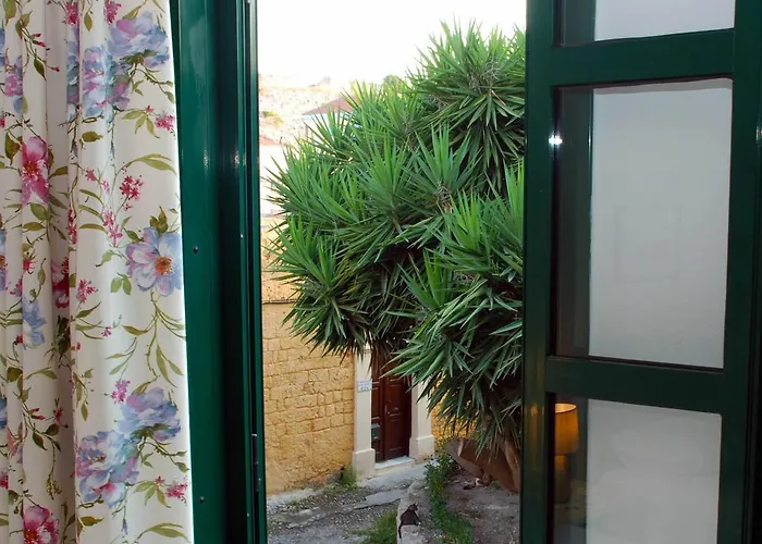 Han/Misafirhane Medieval 2*