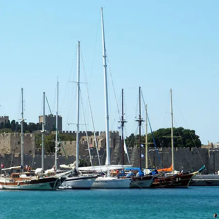 بيت ريفي Medieval 2*