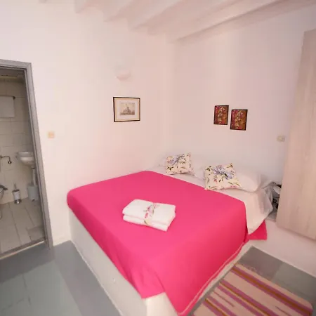 Medieval Han/Misafirhane